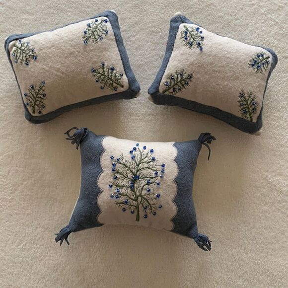 Vintage Set of 3 wool Costal Pillows felted Blue & Cream beaded embroidered - Picture 1 of 10